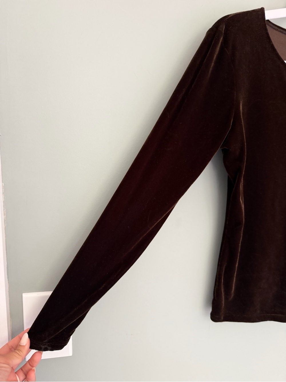 Vintage 90s Banana Republic Chocolate Brown Velvet Top Blouse USA Made Classic - Picture 3 of 13